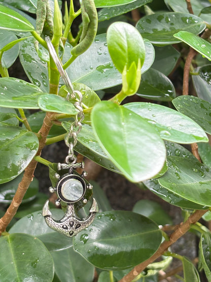 ANCHOR KEYCHAIN WITH MOONSTONE